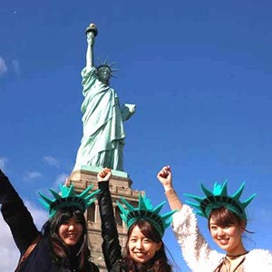 ニューヨークの観光ツアー　自由の女神上陸と市内観光ツアー