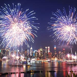ニューヨークの観光ツアー 7月4日独立記念日ディナー・クルーズ・ツアー